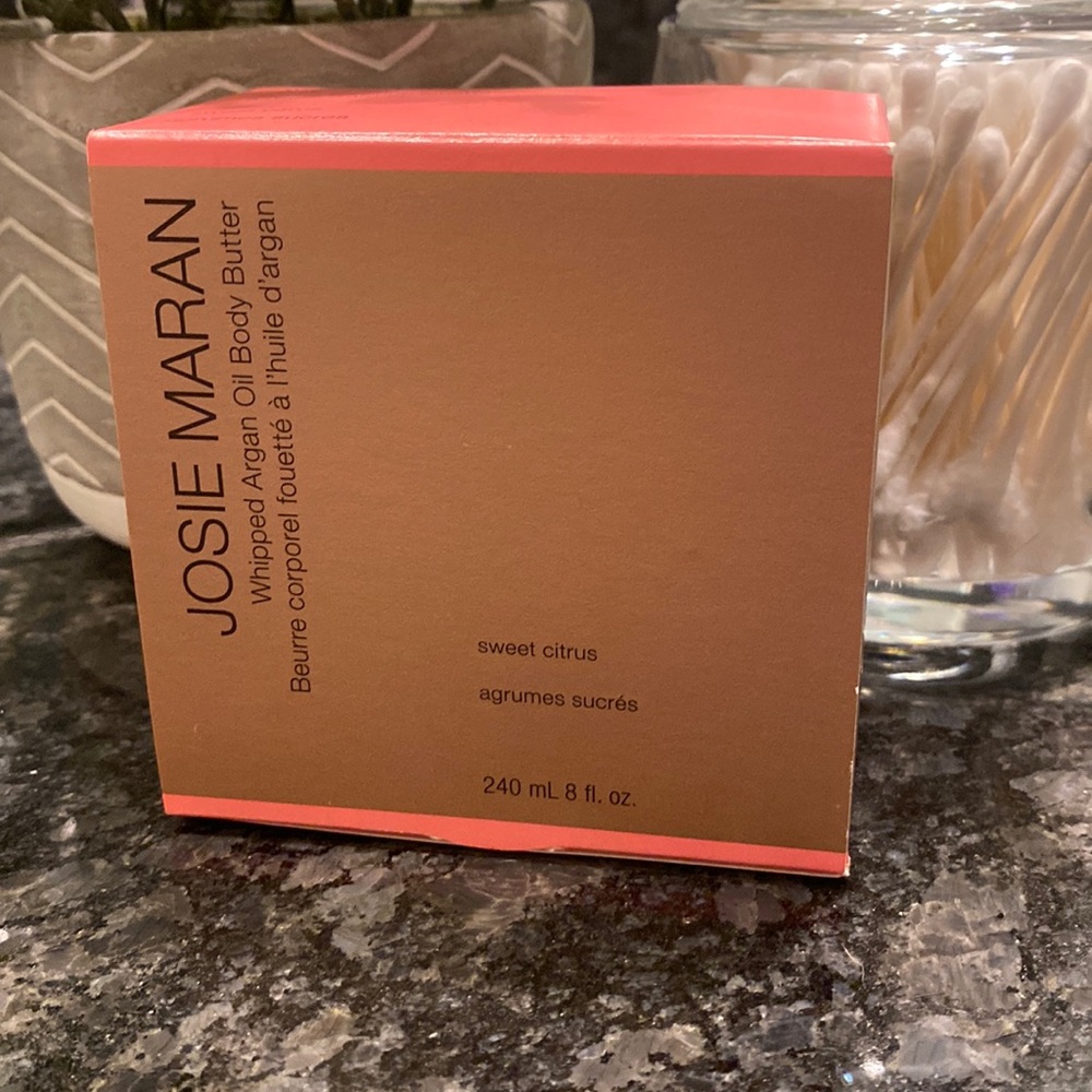 Brand New - Josie Maran Whipped Argan Oil Body Butter